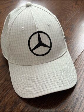Rare Mercedes F1 Lewis Hamilton 2023 Official Driver Cap Hat White